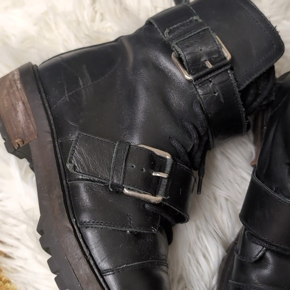 Zara Black Combat Boots with Rugged Design and Adjustable Fit - Picture 5 of 9